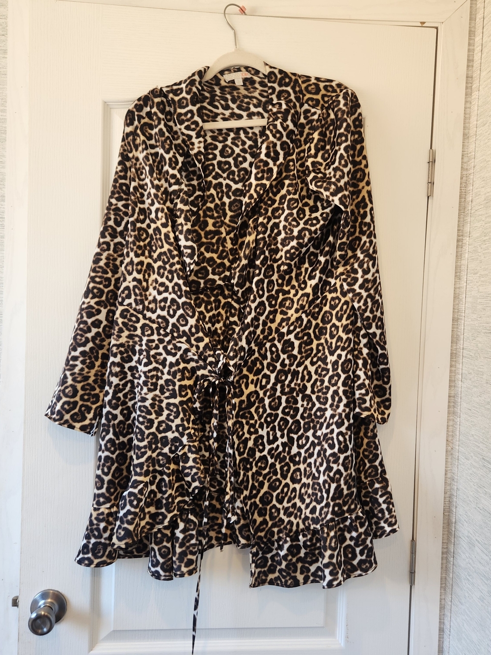 Gianni Bini Leopard Print Wrap Kumono L Euc